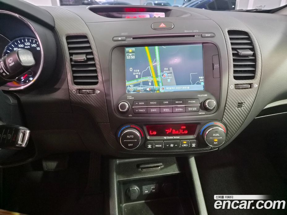 Kia K3 1st Gen фото 12