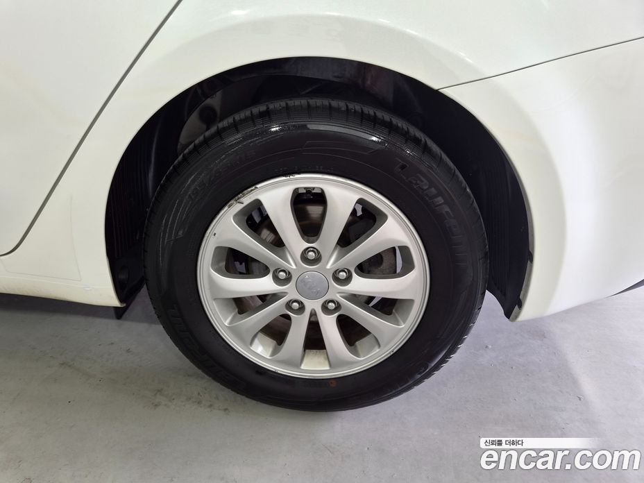 Kia K3 1st Gen фото 17
