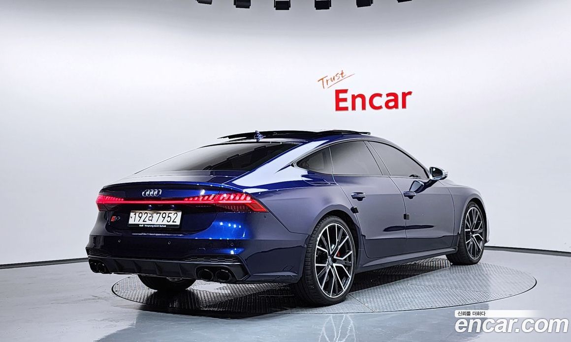 Audi S7 (4K) фото 2