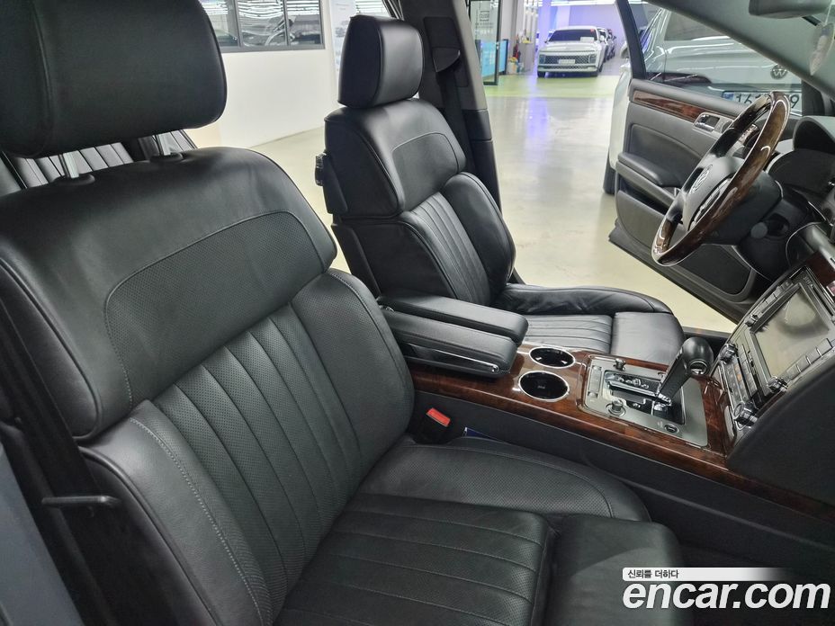 Volkswagen Phaeton фото 10