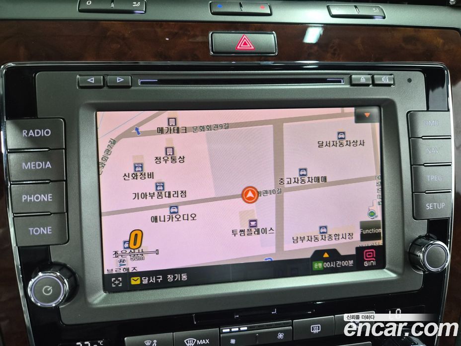 Volkswagen Phaeton фото 12