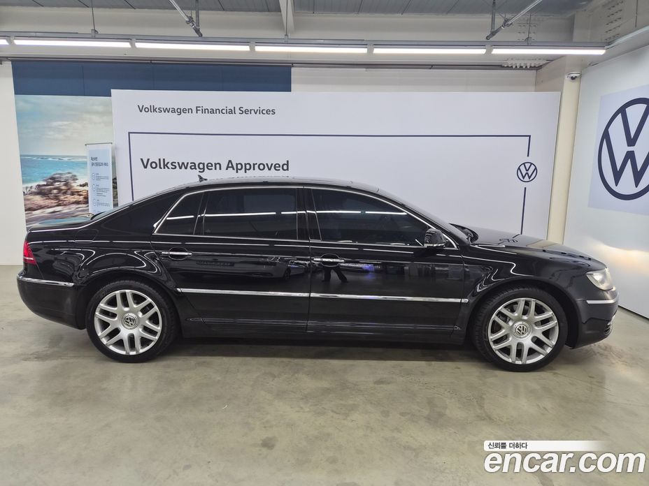 Volkswagen Phaeton фото 18