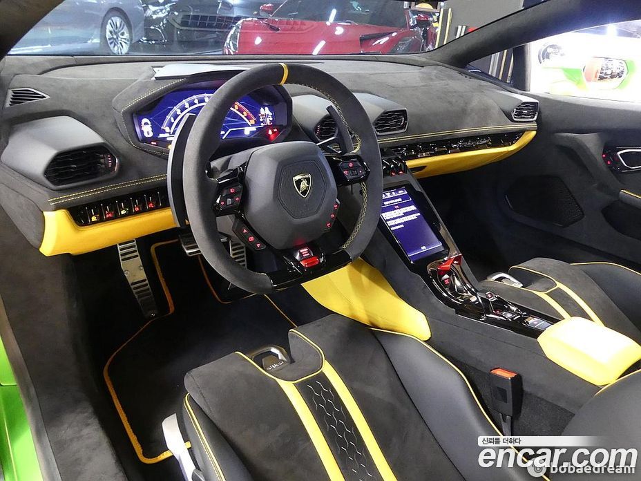 Lamborghini Huracan фото 5
