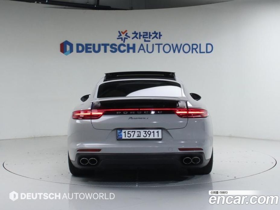 Porsche Panamera (971) фото 4