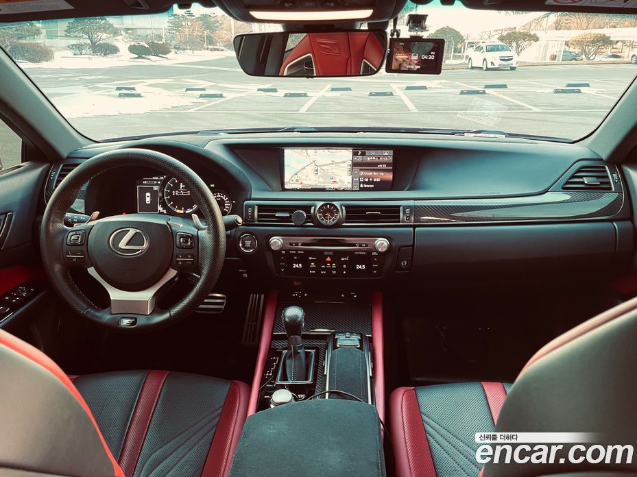 Lexus GS F фото 6