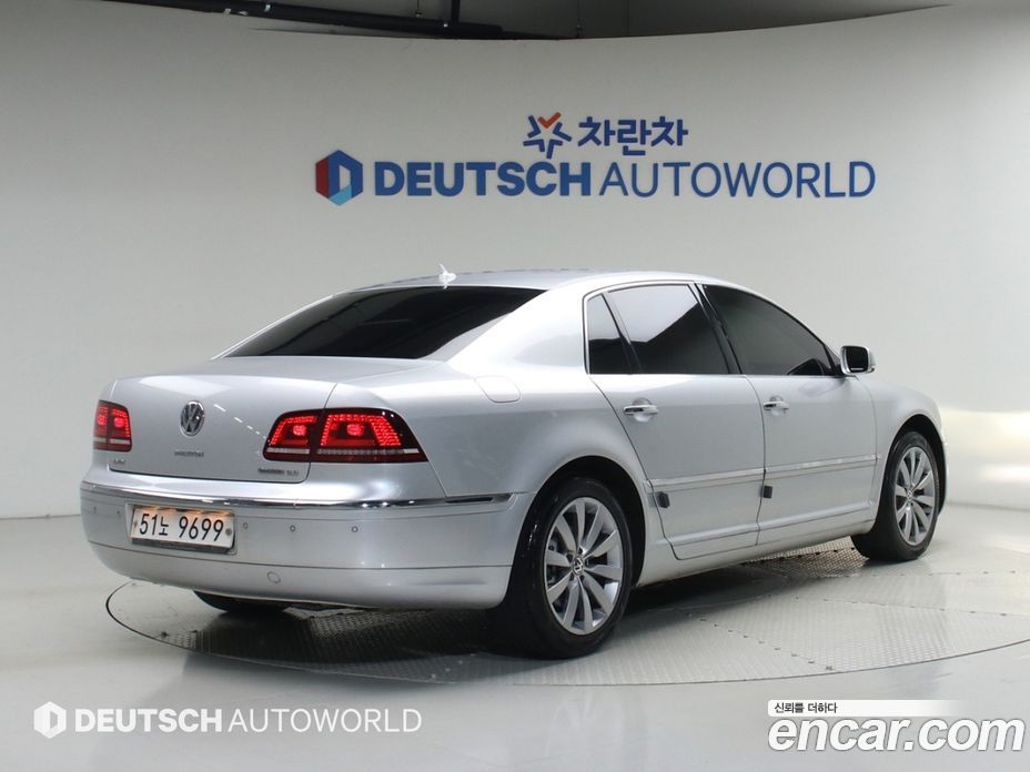 Volkswagen Phaeton фото 2
