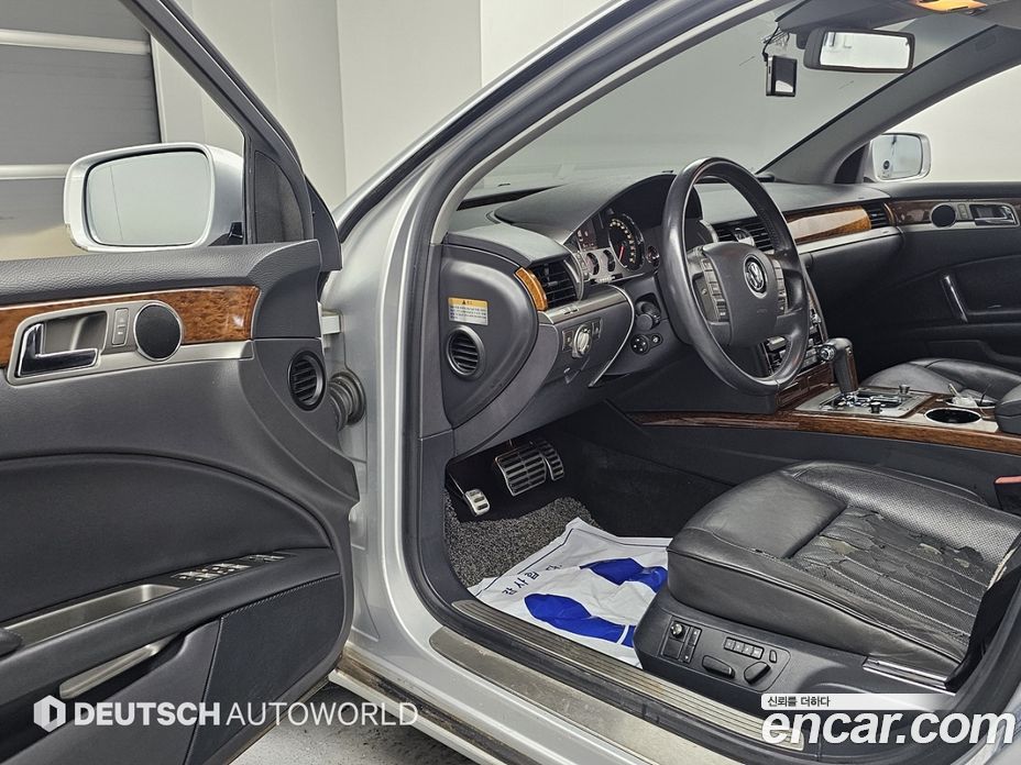 Volkswagen Phaeton фото 11