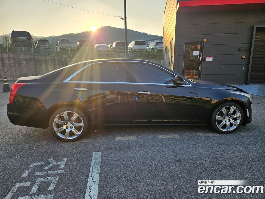 Cadillac CTS 3rd Gen фото 16