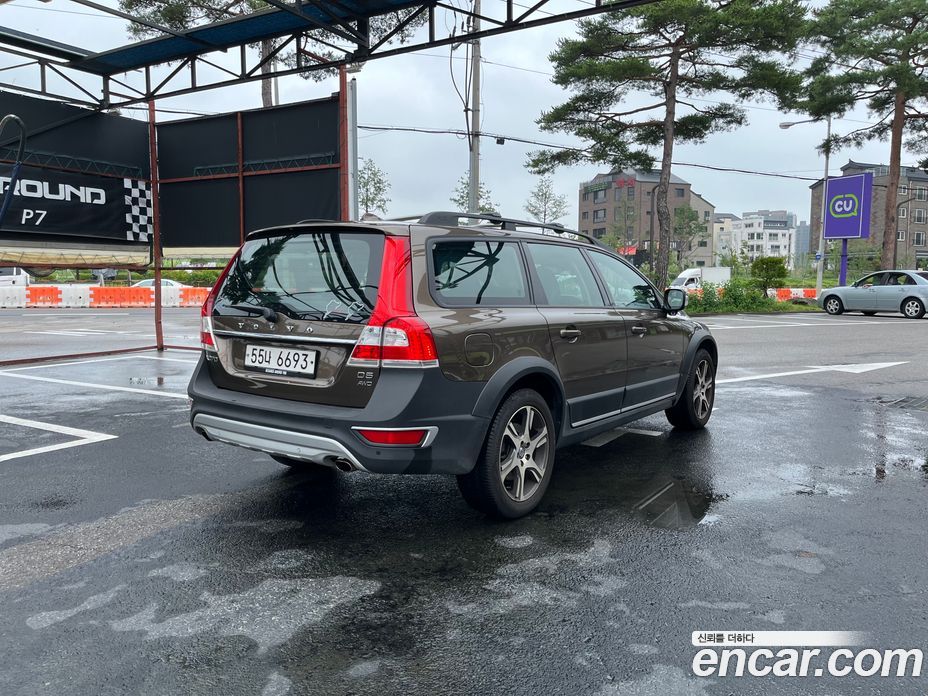 Volvo XC70 фото 2