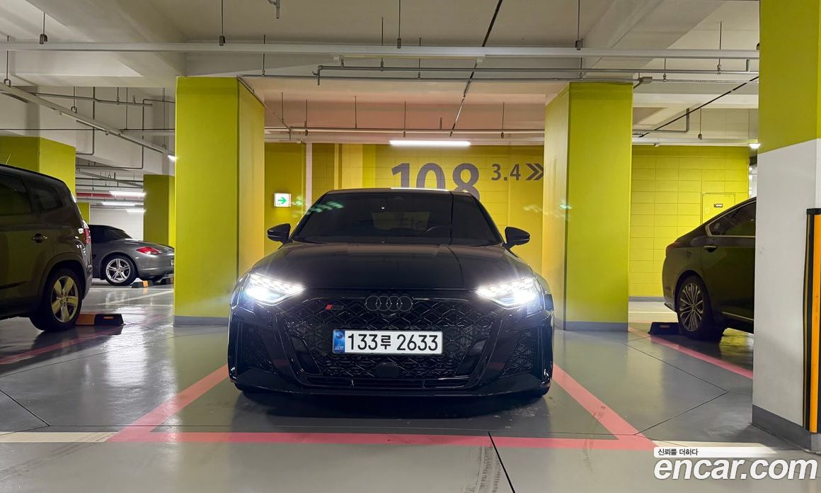 Audi RS3 (8Y) фото 3