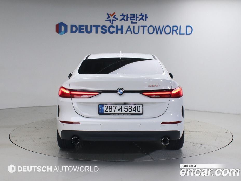 BMW 2-Series (F44) фото 4