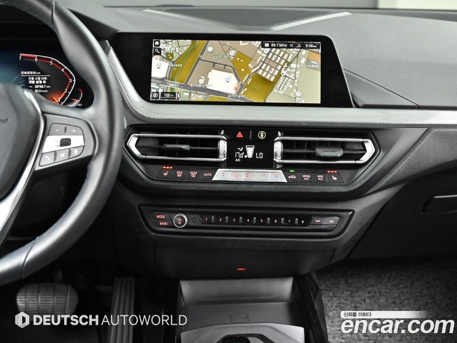 BMW 2-Series (F44) фото 14