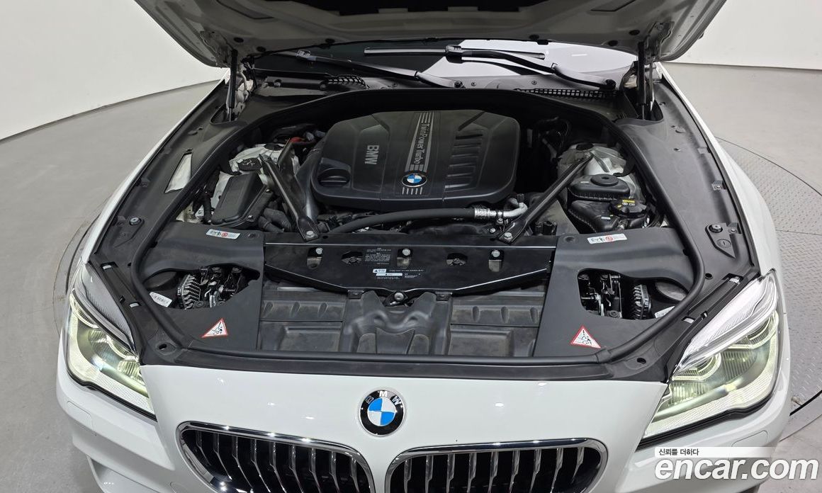 BMW 6-Series (F12) фото 6