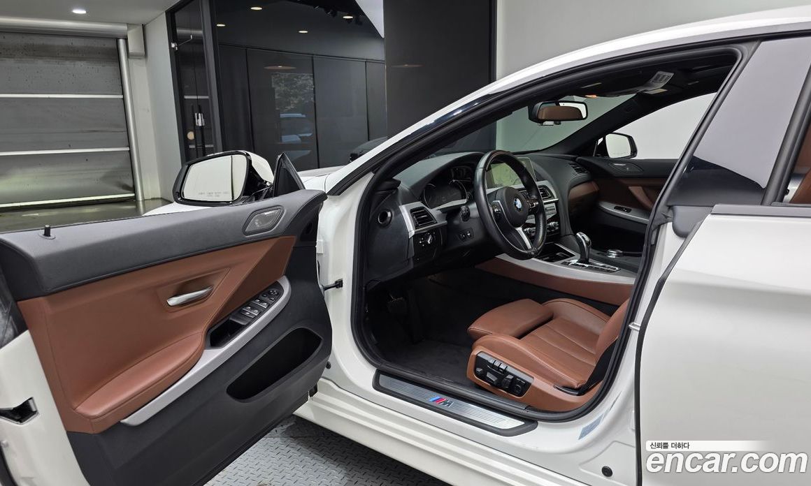 BMW 6-Series (F12) фото 10