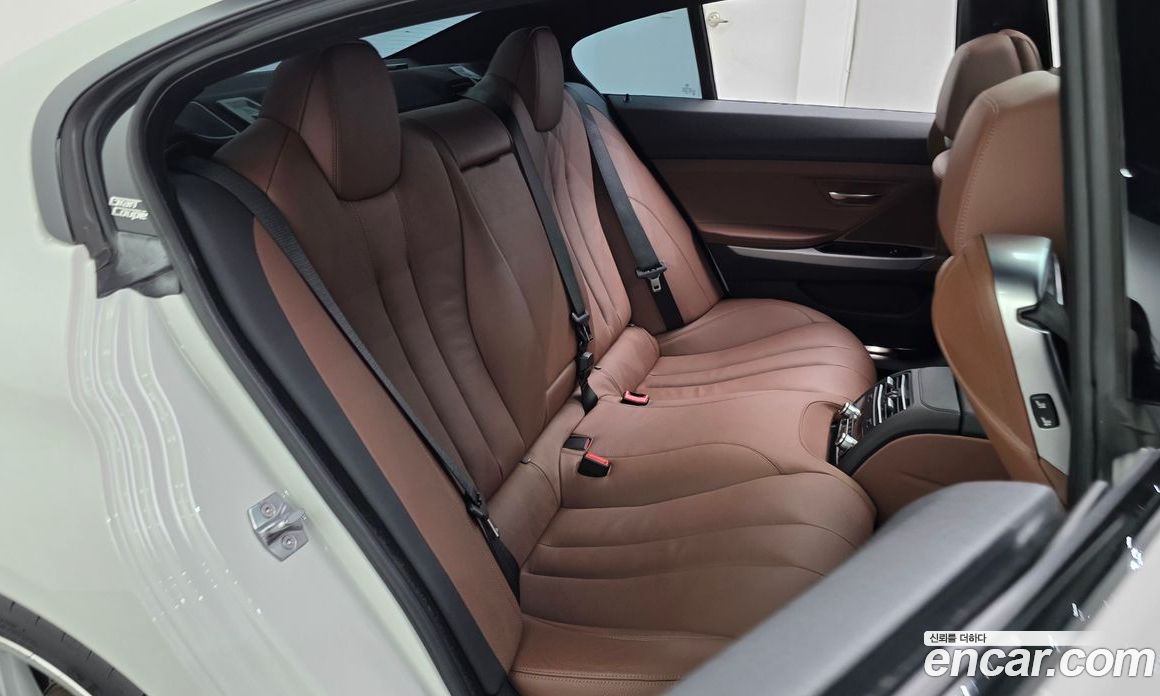 BMW 6-Series (F12) фото 11