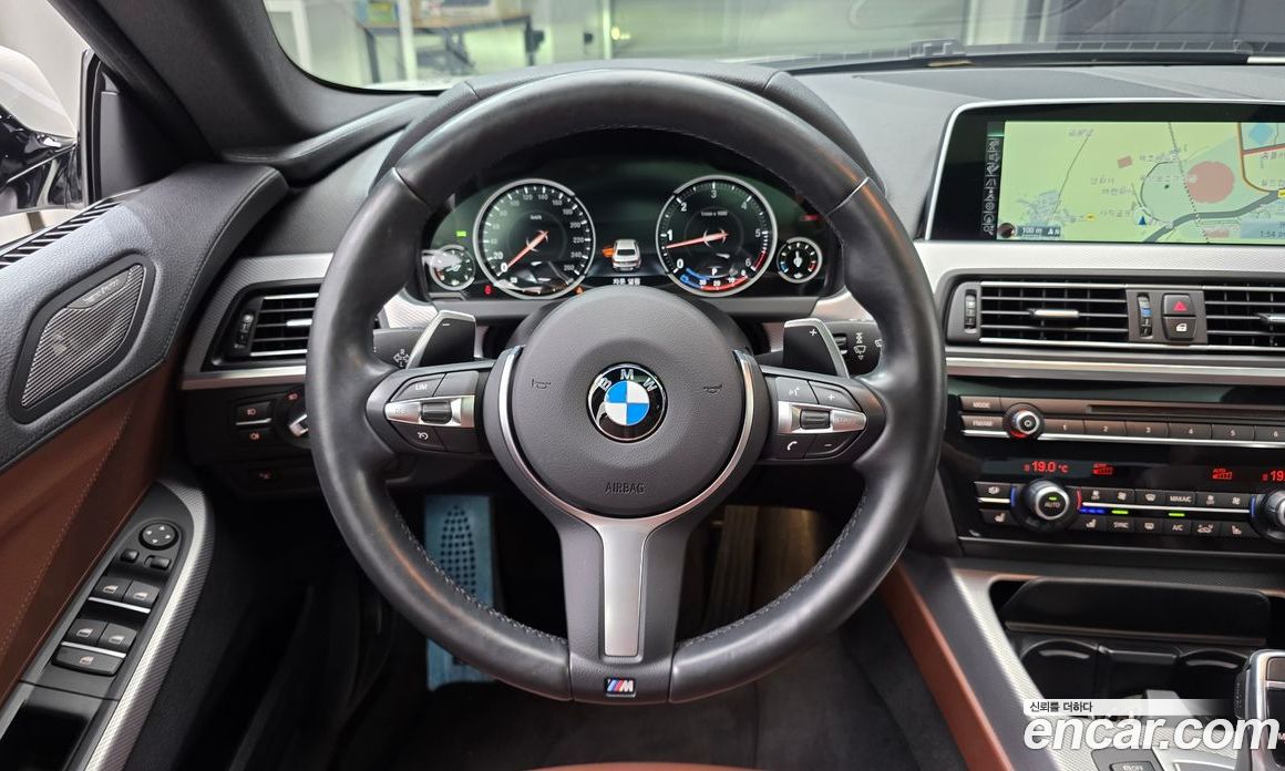 BMW 6-Series (F12) фото 13