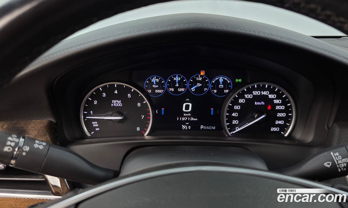 Cadillac CT6 фото 8