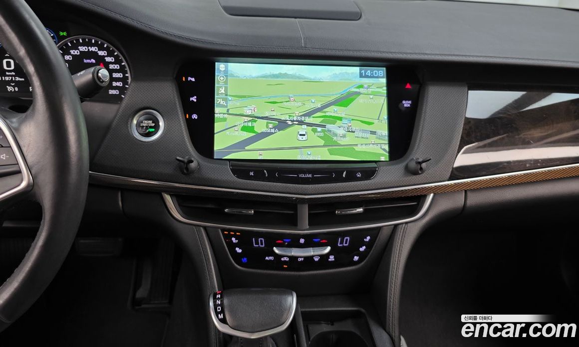 Cadillac CT6 фото 14