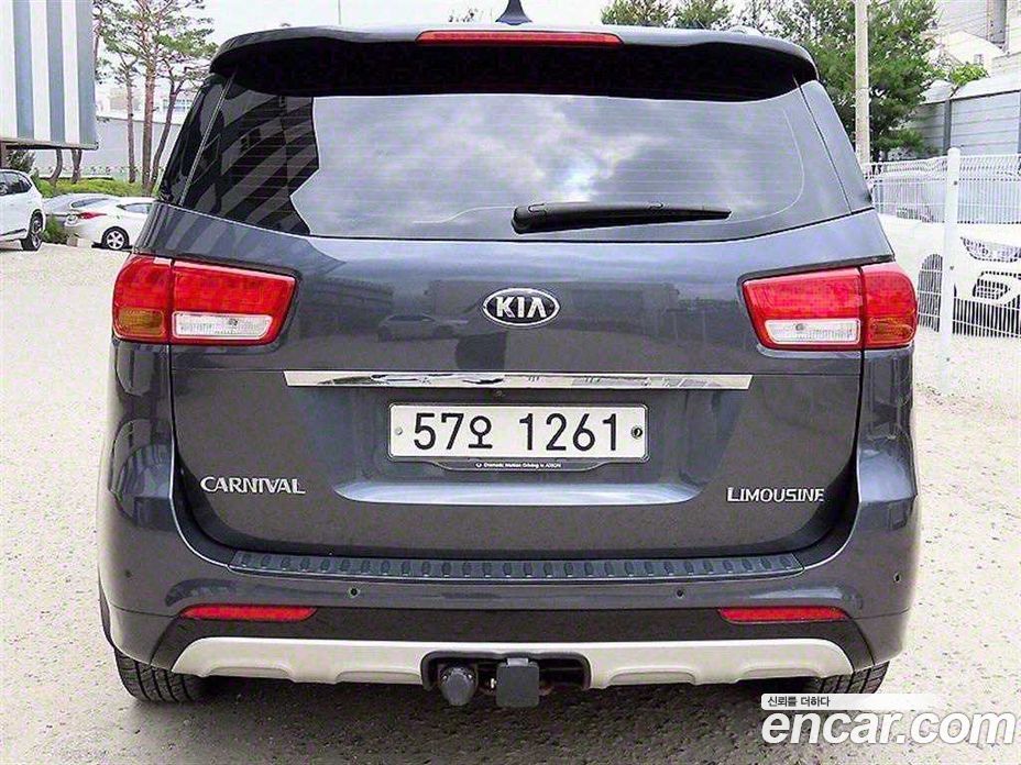Kia Carnival 3rd Gen фото 4