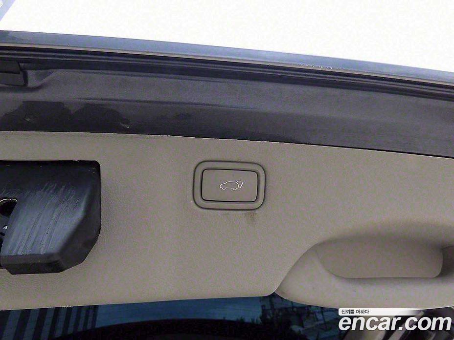 Kia Carnival 3rd Gen фото 16