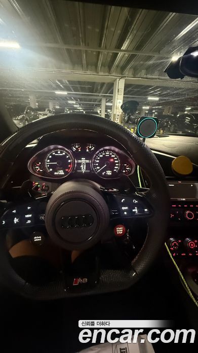 Audi R8 фото 6