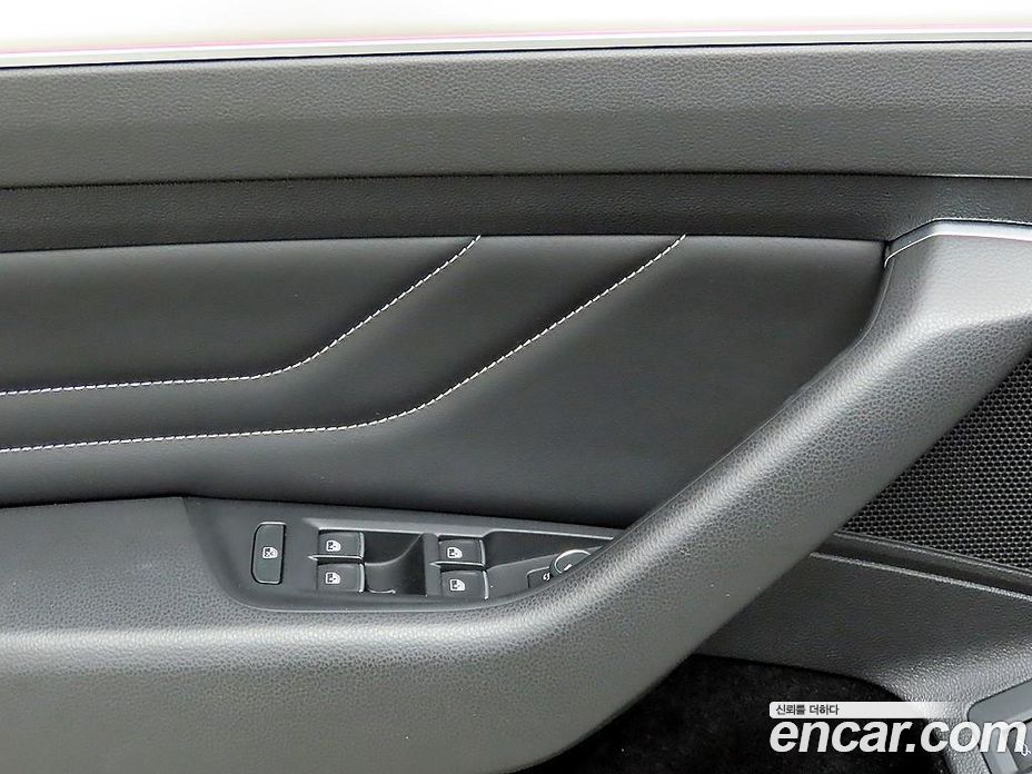 Volkswagen Passat GT (B8) фото 14