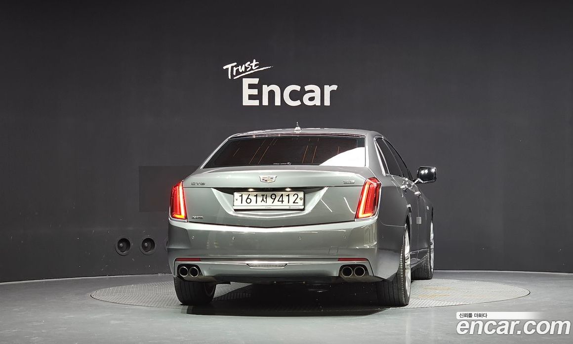Cadillac CT6 фото 4