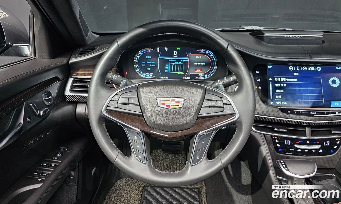 Cadillac CT6 фото 12