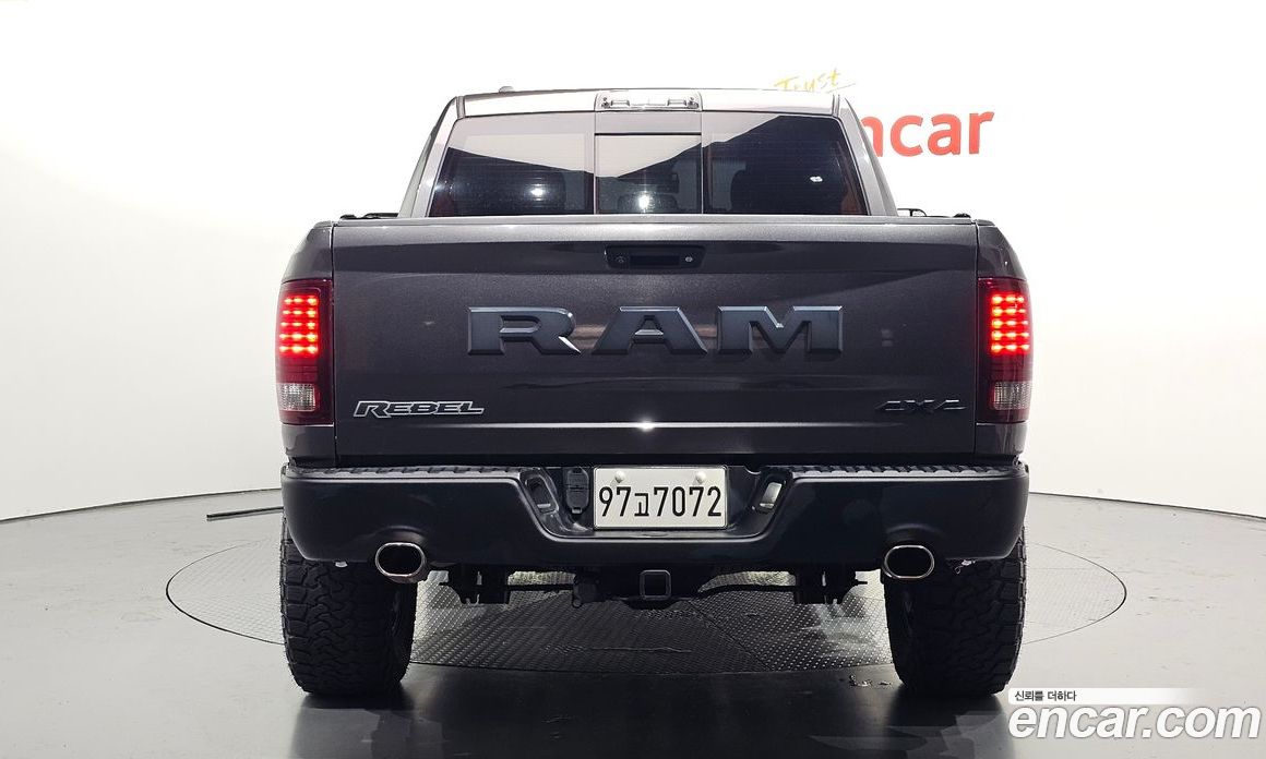 Dodge Ram Pickup фото 4
