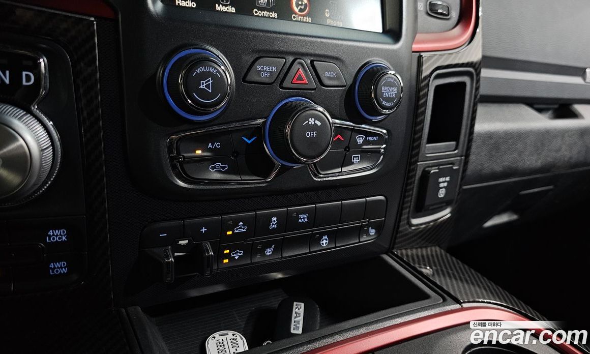 Dodge Ram Pickup фото 28