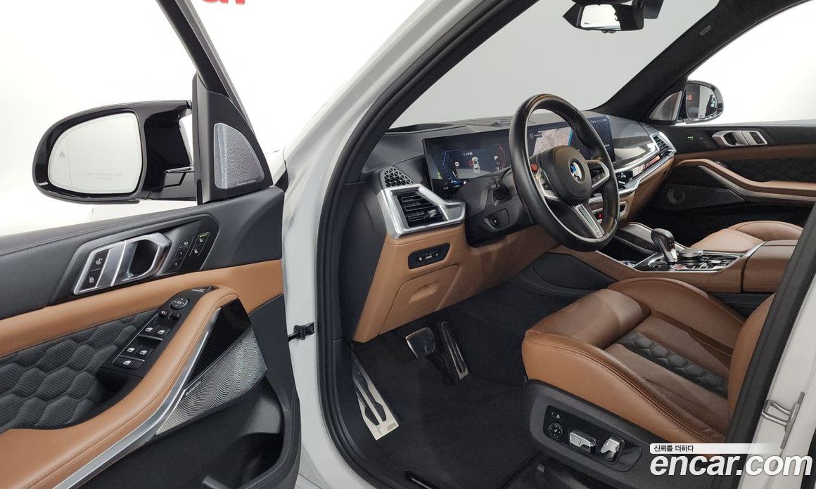 BMW X5M (G05) фото 10