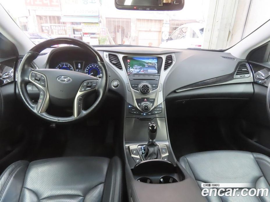 Hyundai Grandeur (HG) фото 10