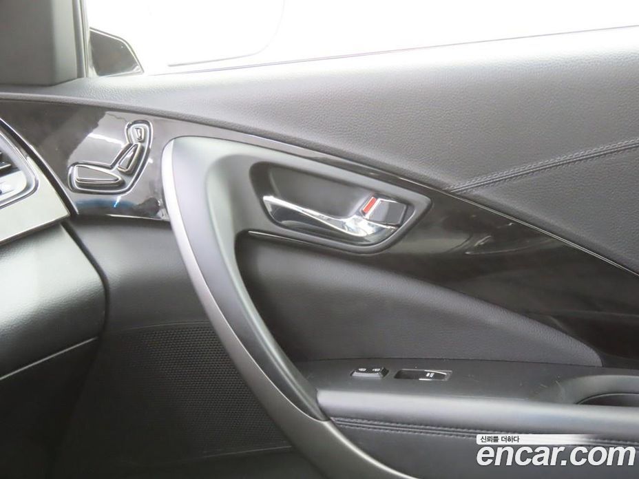 Hyundai Grandeur (HG) фото 17