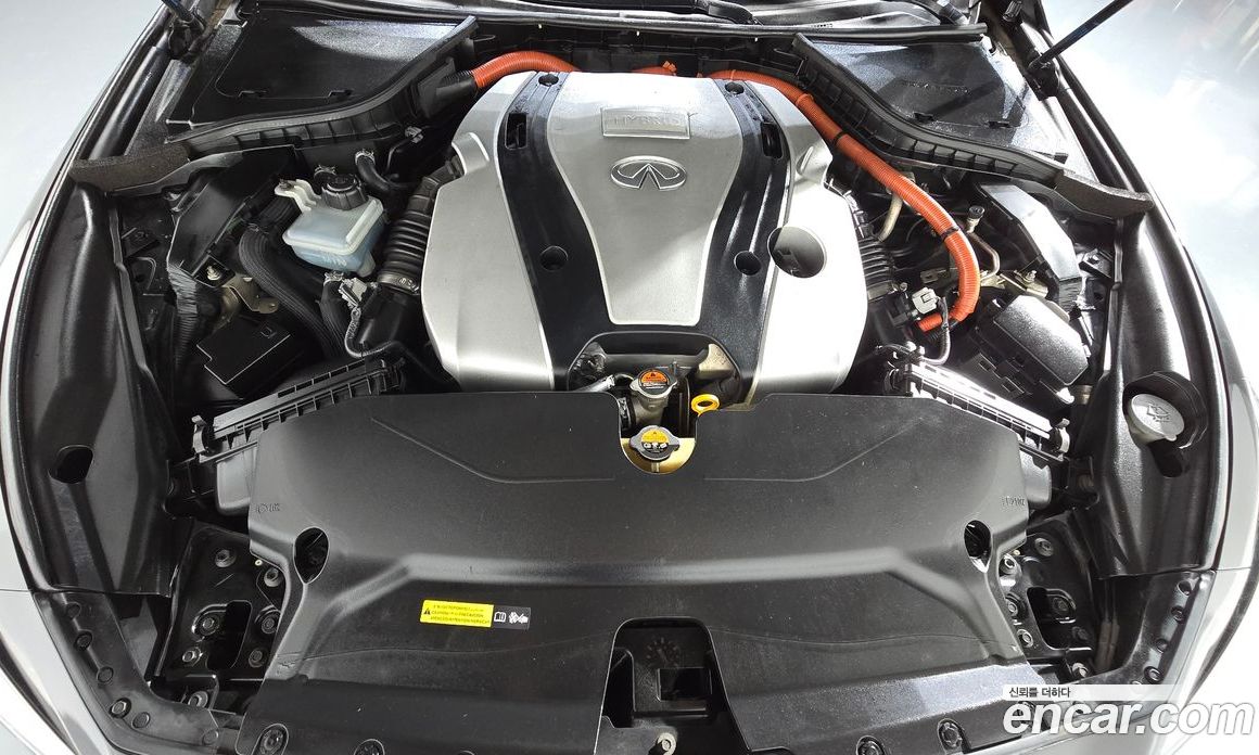 Infiniti Q50 фото 6