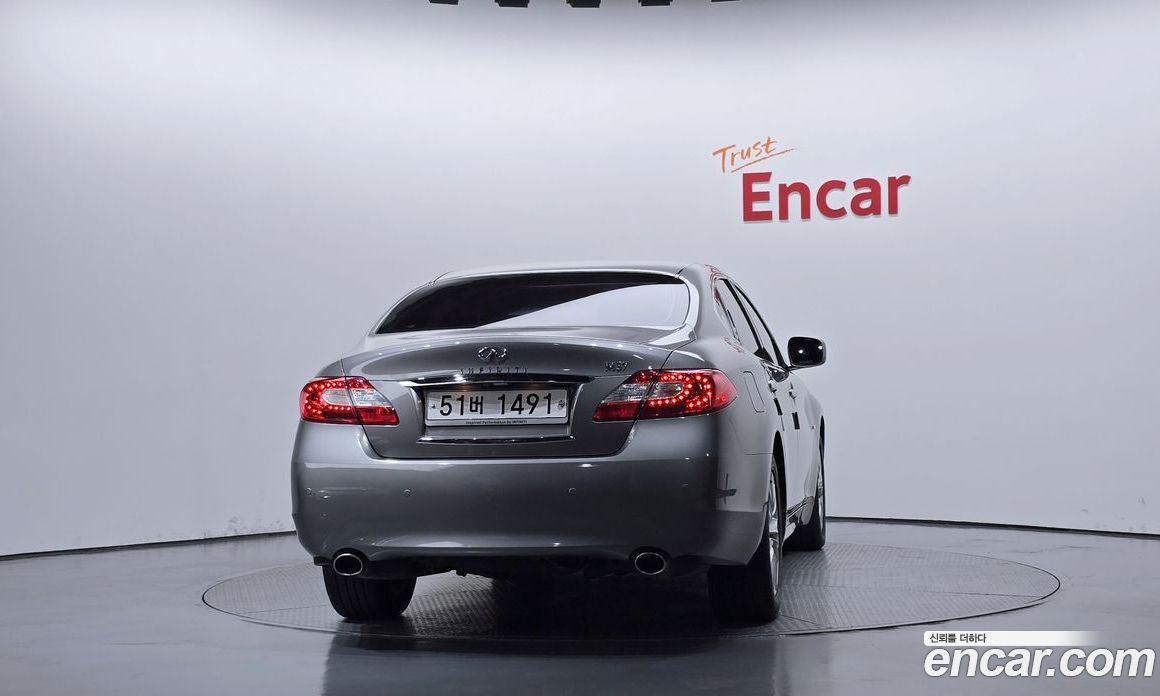 Infiniti M37 фото 4