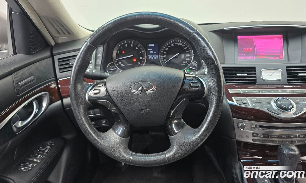 Infiniti M37 фото 13