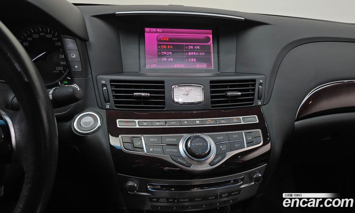 Infiniti M37 фото 15