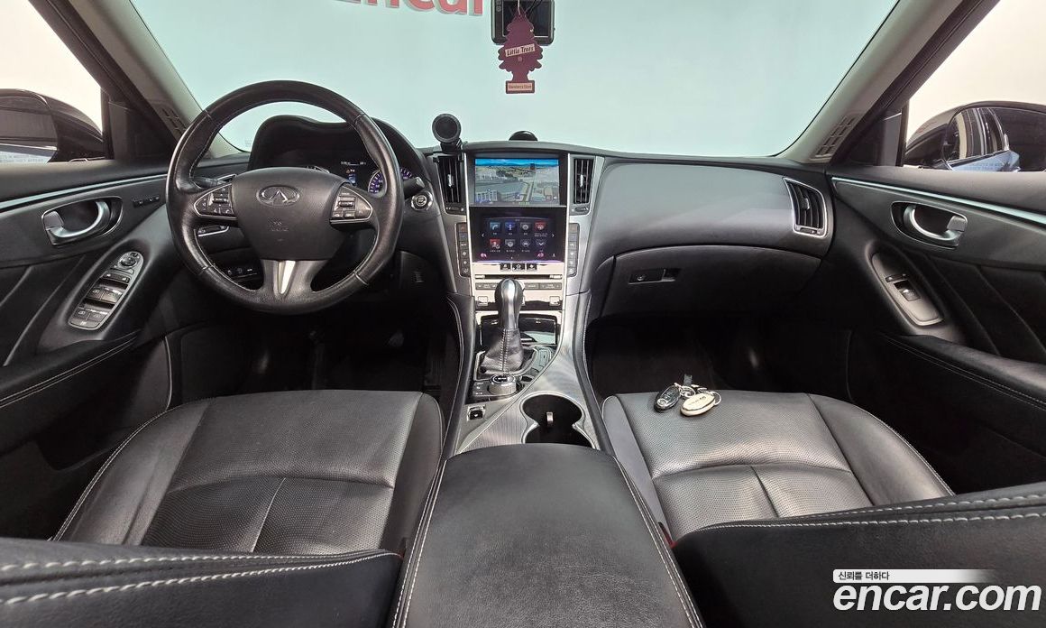 Infiniti Q50 фото 6