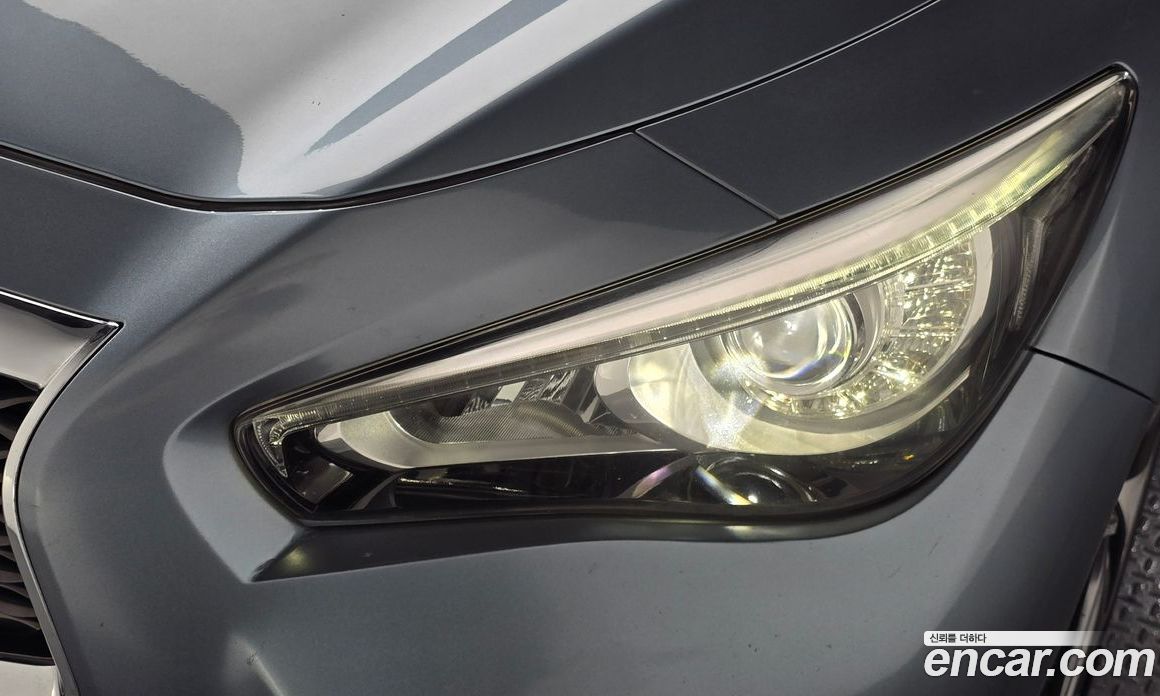 Infiniti Q50 фото 22