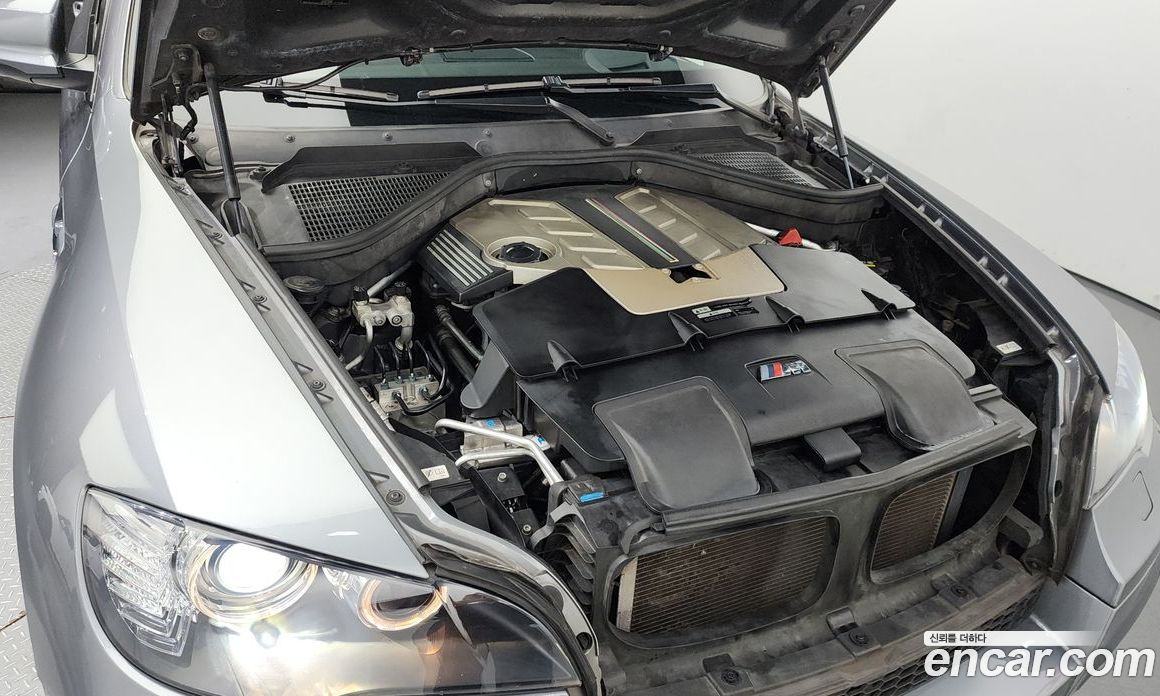 BMW X6M (E71) фото 6