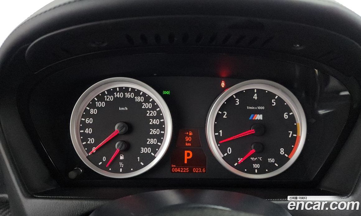 BMW X6M (E71) фото 8