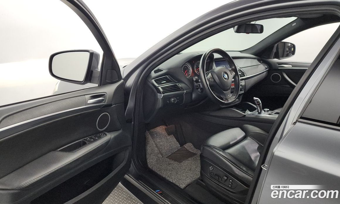 BMW X6M (E71) фото 10