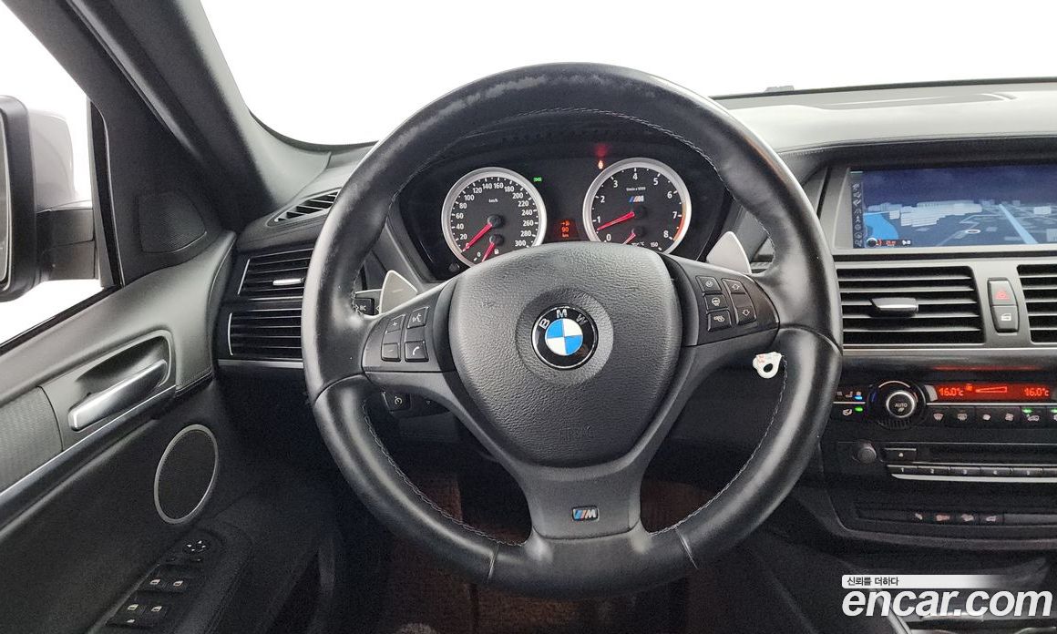 BMW X6M (E71) фото 13