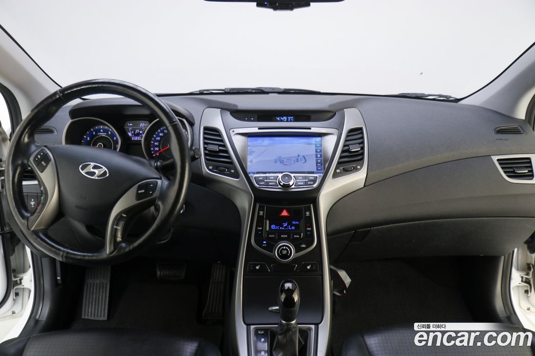 Hyundai The New Avante фото 7