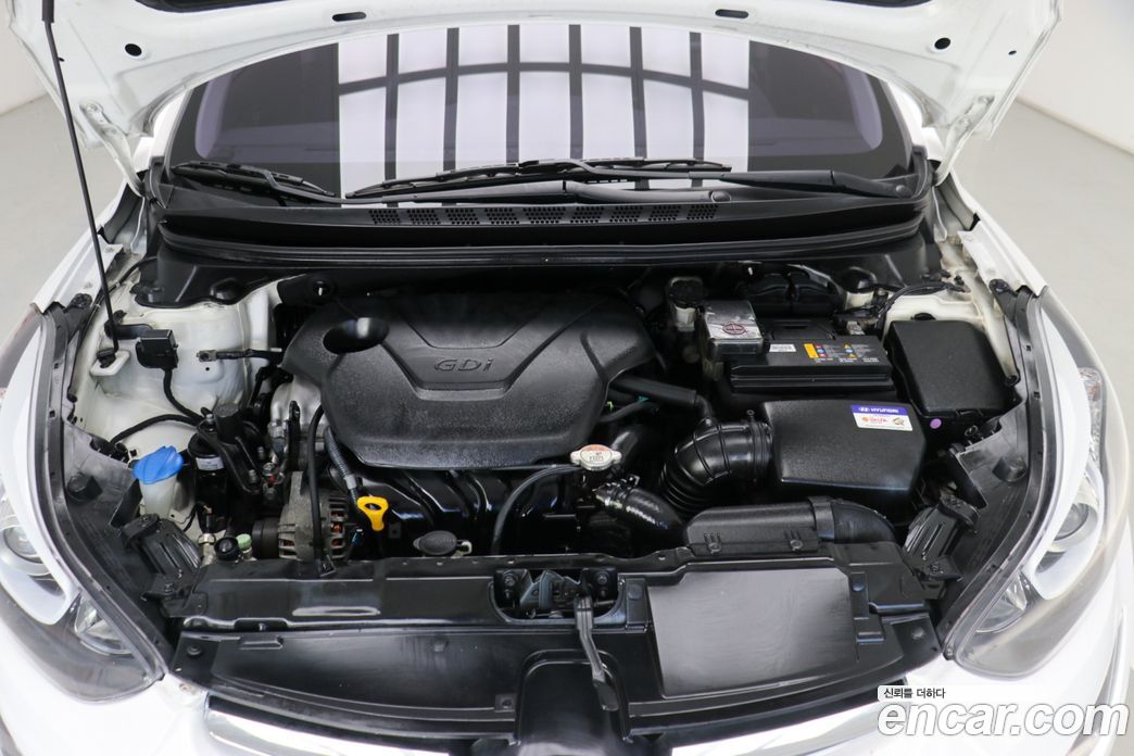 Hyundai The New Avante фото 18