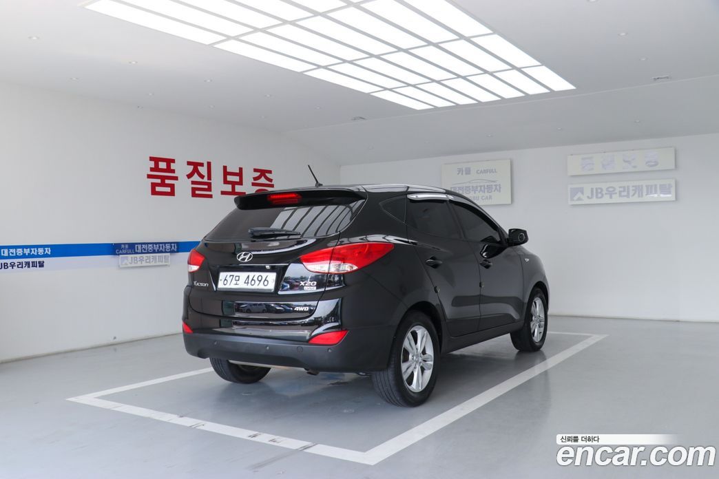 Hyundai Tucson ix фото 4