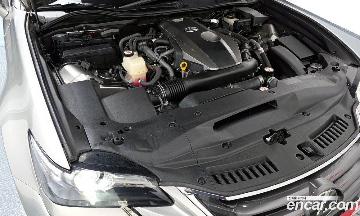 Lexus New GS300 фото 6