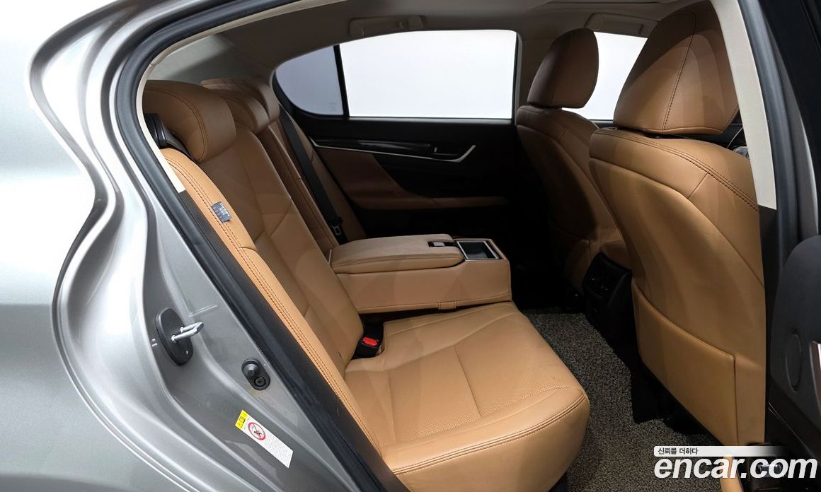 Lexus New GS300 фото 12