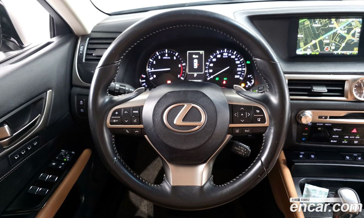 Lexus New GS300 фото 14