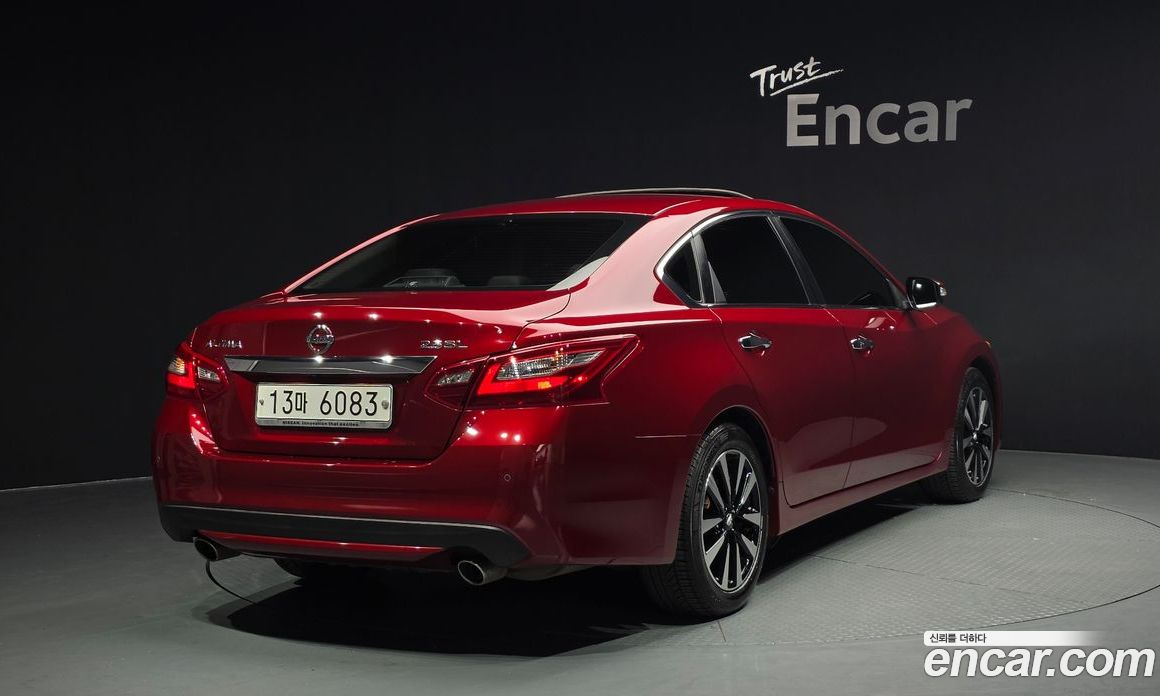 Nissan Altima (L33) 5th Gen фото 2
